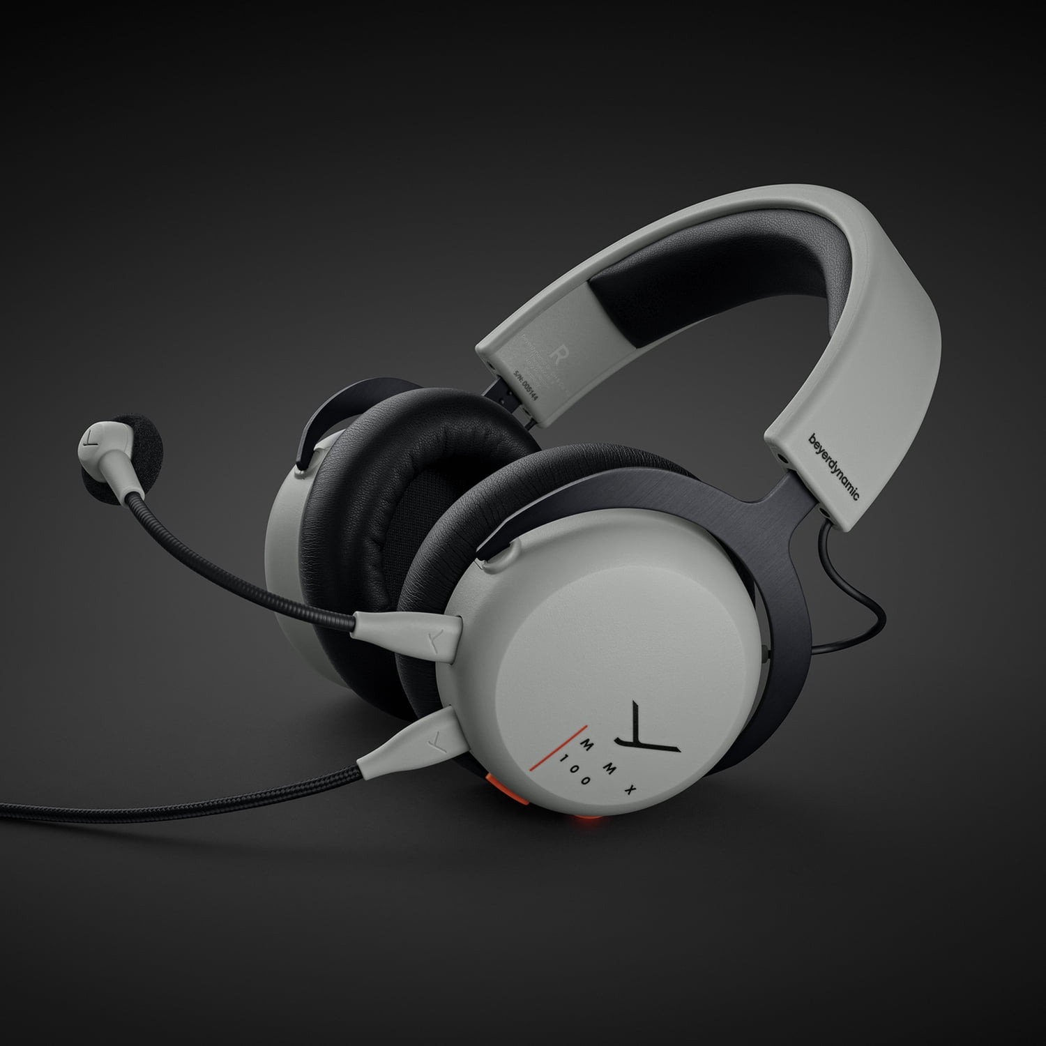 Beyerdynamic MMX100